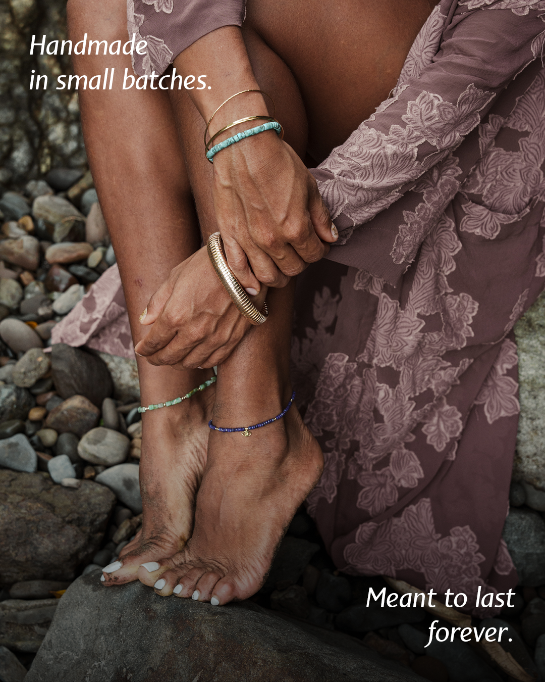 ALWRLD fits like a dream product benefit ad